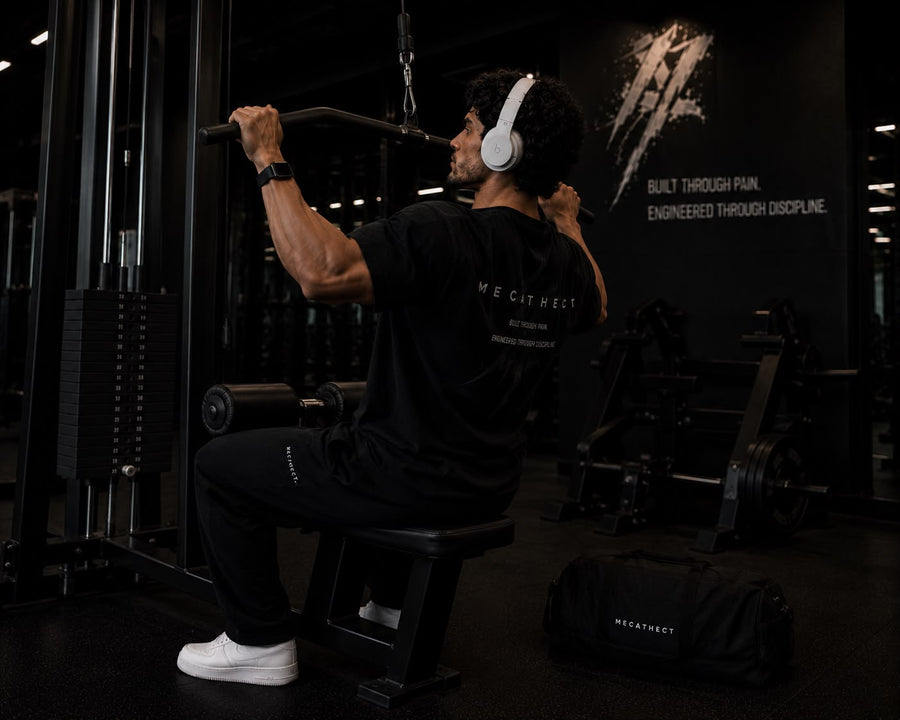 How to Do a Perfect Lat Pulldown